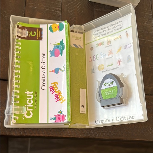 Cricut Create a Critter Cartridge Set - Picture 2 of 4